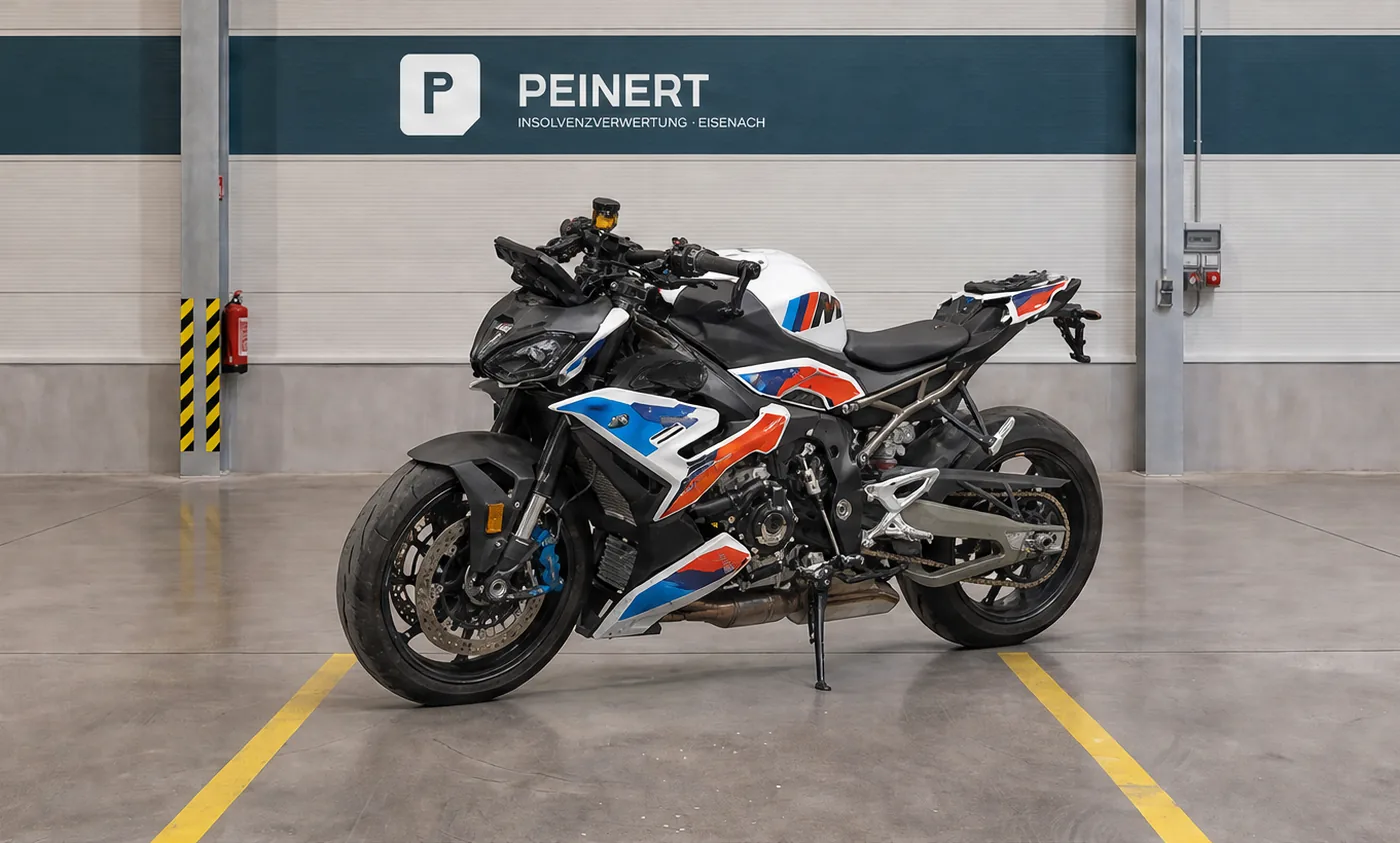 BMW M 1000 R in M-Lackierung, Halle Eisenach-Stregda